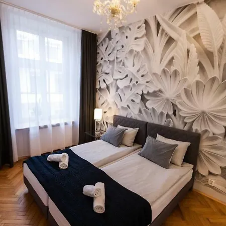 Mikołajska 3